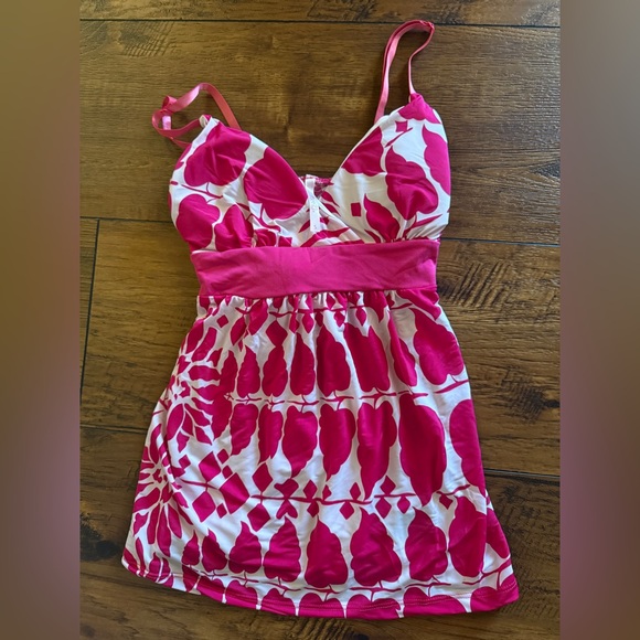 Rue21 Tops - Pink and White Floral Silky Spaghetti Strap Top